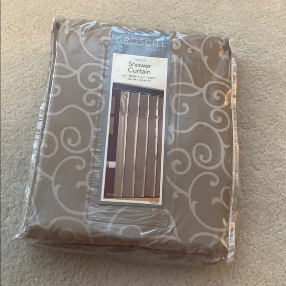 BRAND NEW SHOWER CURTAIN​ - Picture 1 of 3